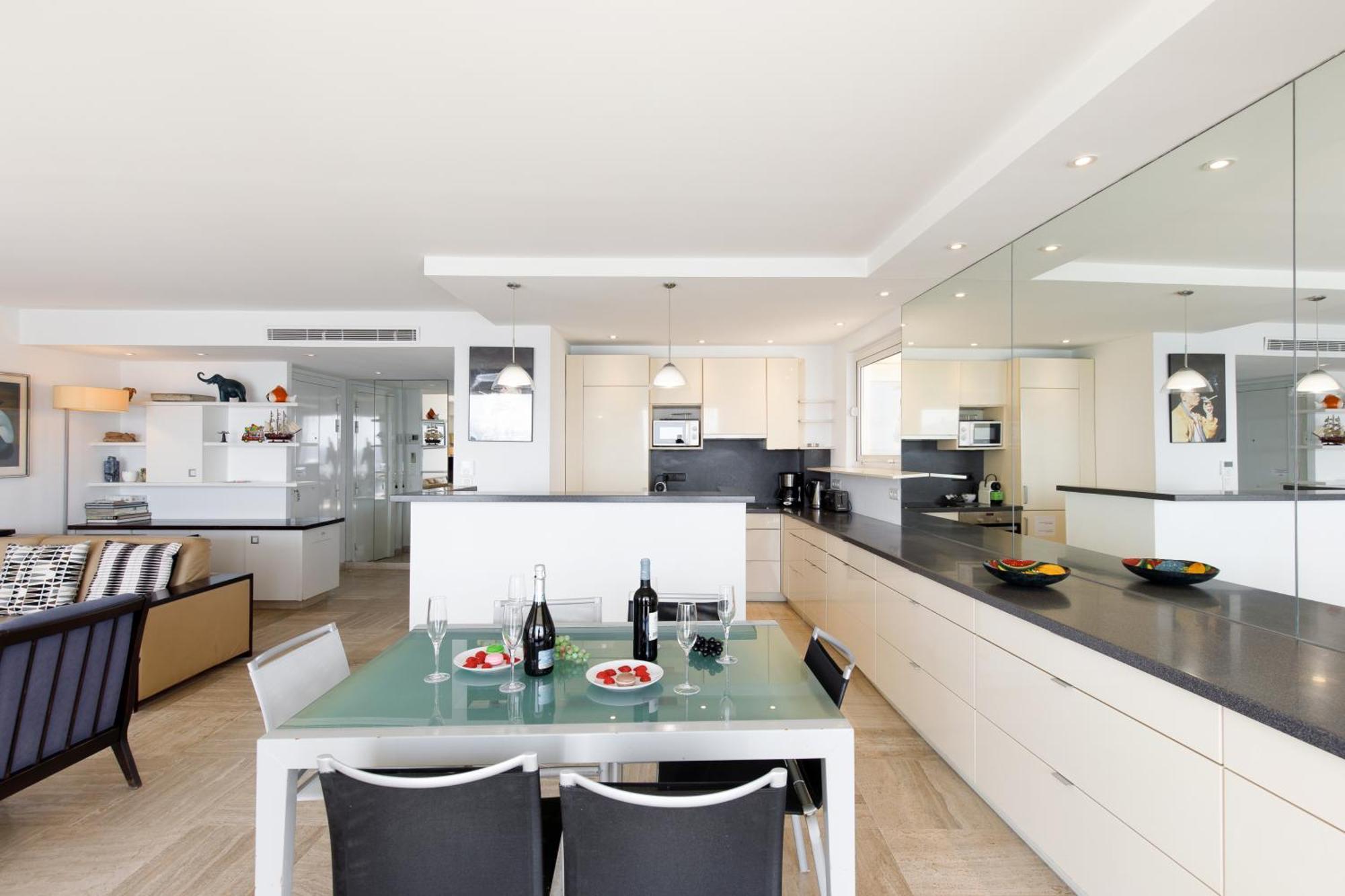 Mer du Sud 4 YourHostHelper Cannes Extérieur photo